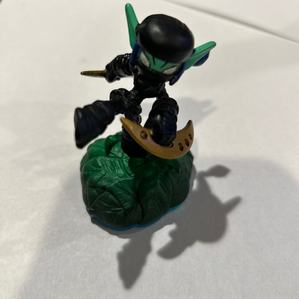 SKYLANDERS: SWAP FORCE: DARK NINJA STEALTH ELF:.